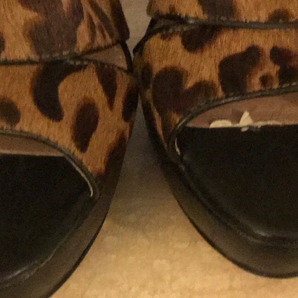 Vince Camuto leopard print heels - Picture 4 of 4